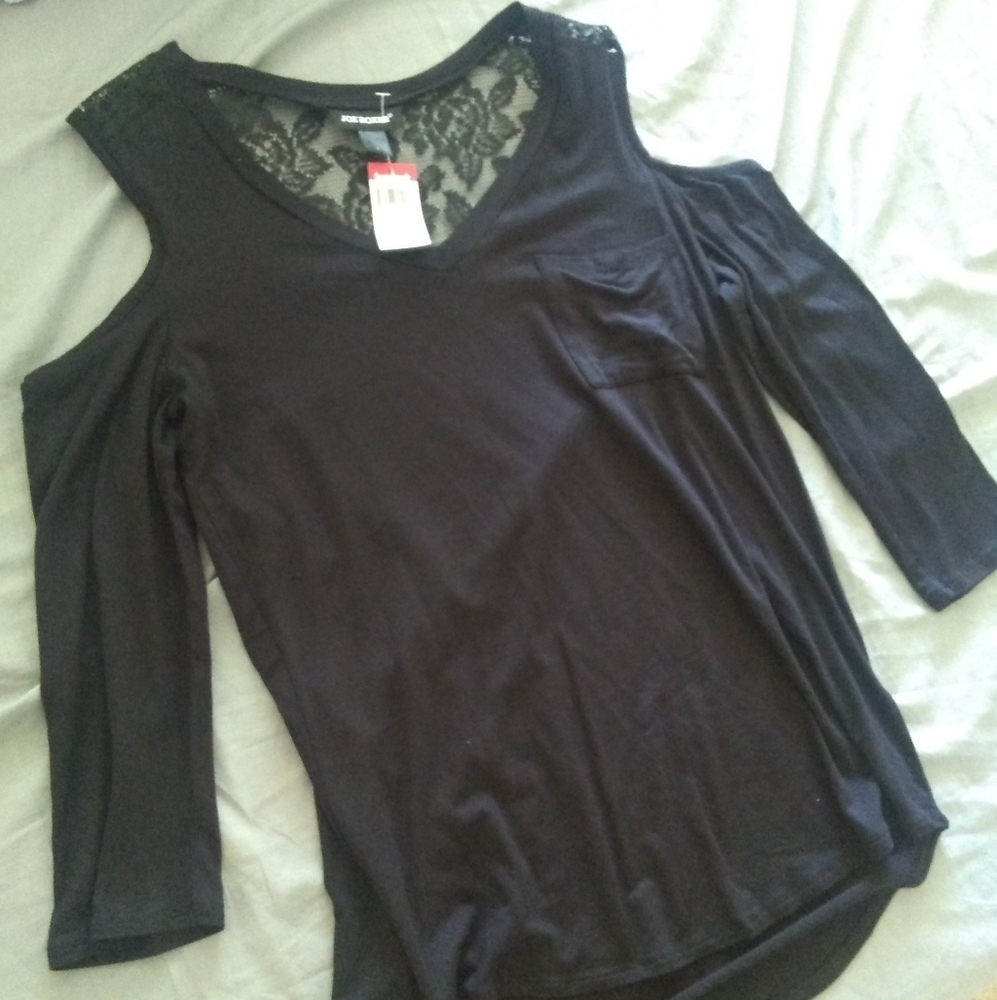 NWT Joe Boxer Cold Shoulder Top, Sz M